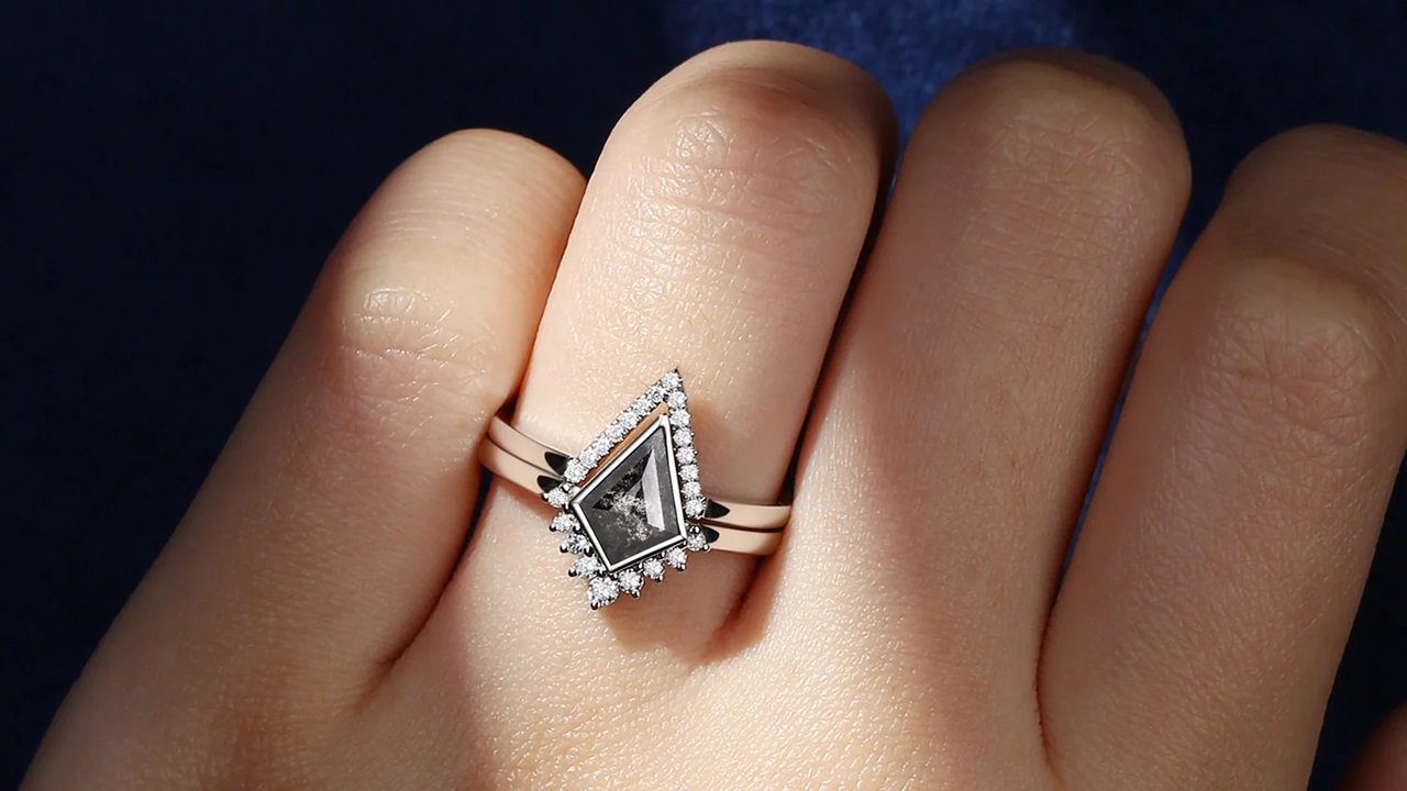 A Guide to Choosing the Perfect Salt and Pepper Diamond at StarlandUS